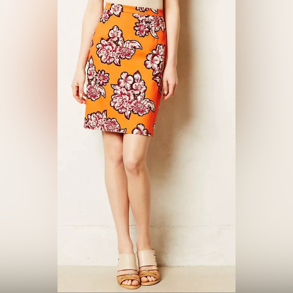 Maeve pencil skirt size 4. Orange with purple, white, and black flower pattern